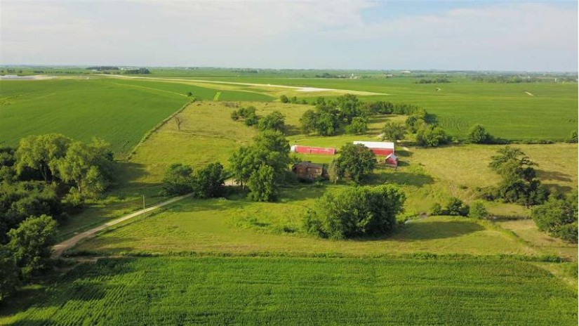 5483 Block House Rd Platteville, WI 53818 by Lori Droessler Real Estate, Inc. $329,900