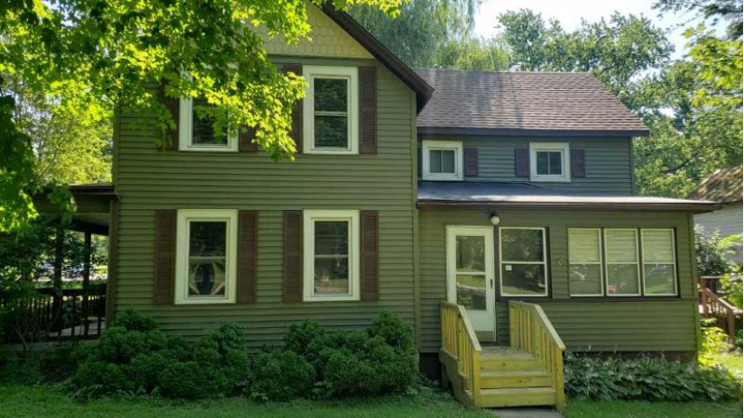 602 Washington St Wisconsin Dells, WI 53965 by Power Realty Group, Inc. $144,000