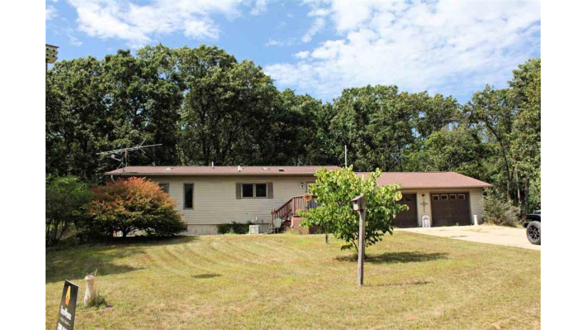 637 W 6th Ct Leola, WI 54943 by First Weber Inc $134,900