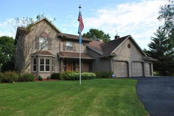 5471 N Sable Dr, Harmony, WI 53563