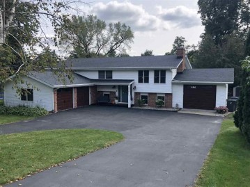 5575 Riveredge Rd, Westport, WI 53597