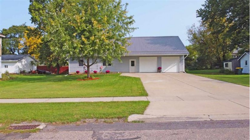 106 E North St La Valle, WI 53941 by First Weber Inc $184,900