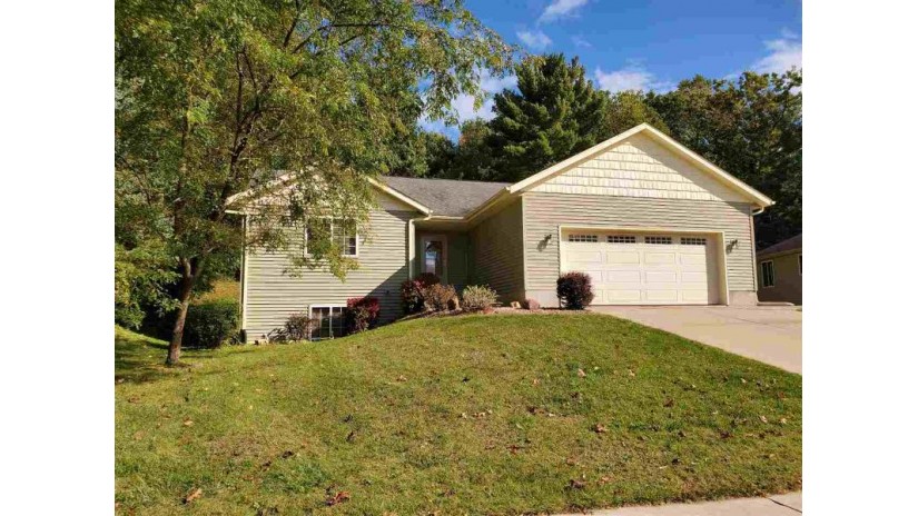 2230 Winfield Dr Reedsburg, WI 53959 by First Weber Inc $269,900