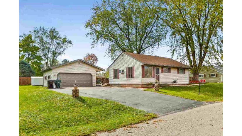 1716 E Howard Dr Milton, WI 53534 by Stark Company, Realtors $159,900