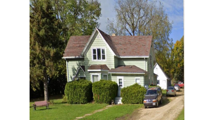 704 Milwaukee Rd Clinton, WI 53525 by Fsbo Comp $147,500