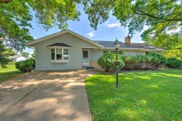 410 2nd St, Clear Lake, WI 54005