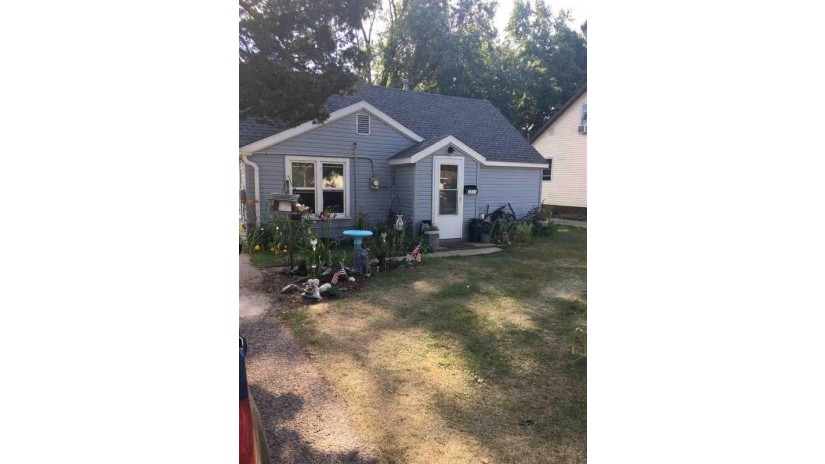 1211 16th Street South Wisconsin Rapids, WI 54494 by First Weber $39,900