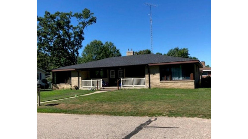 3100 Welsby Avenue 3102 Welsby Avenue Stevens Point, WI 54481 by Success Realty Inc $165,000