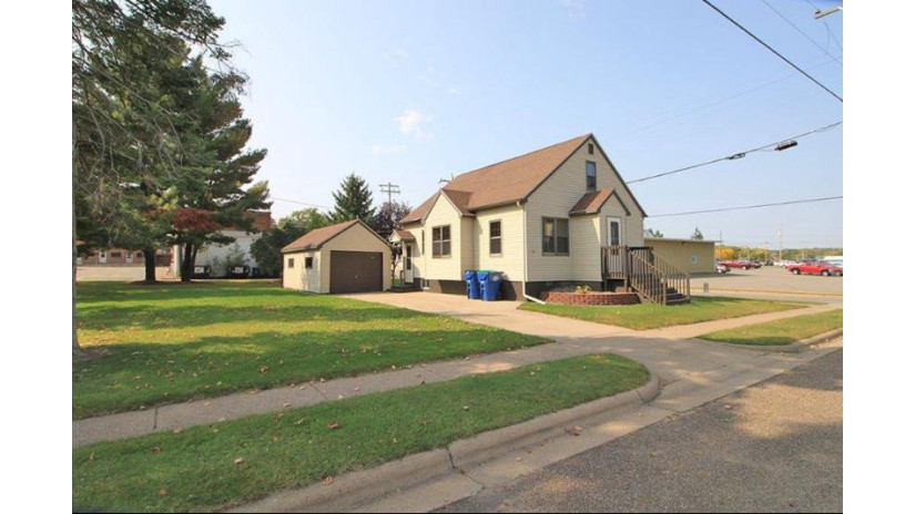 301 Market Street Marathon, WI 54448 by Coldwell Banker Action $116,900