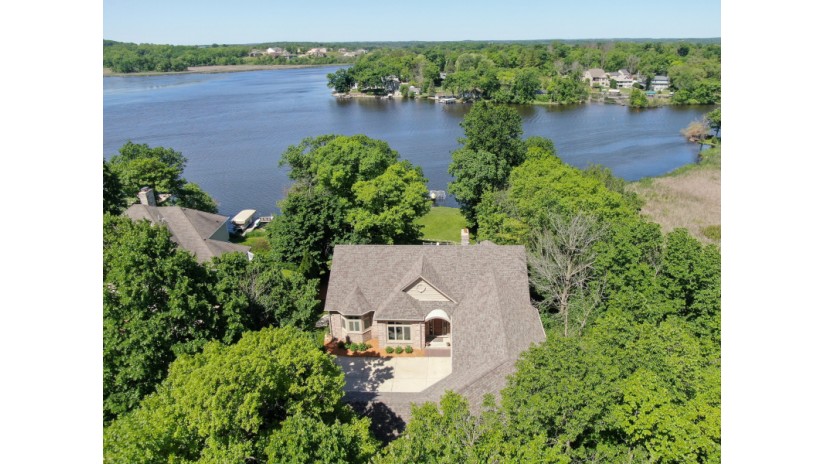 6474 Blue Heron Pointe Dr Waterford, WI 53185 by Shorewest Realtors $1,490,000