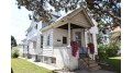 3113 W Lincoln Ave Milwaukee, WI 53215 by Shorewest Realtors $109,900
