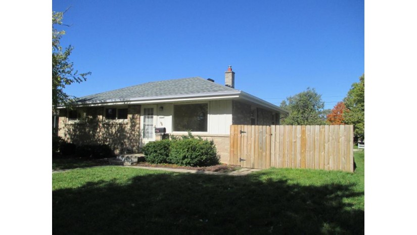 10128 W Cleveland Ave West Allis, WI 53227 by RE/MAX Realty Pros~Milwaukee $174,900