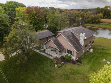 N4783 Riverview Ln, Jefferson, WI 53549