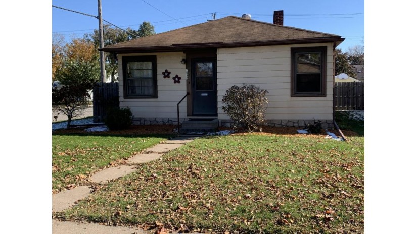 2532 Loomis St La Crosse, WI 54603 by Century 21 Affiliated $129,900