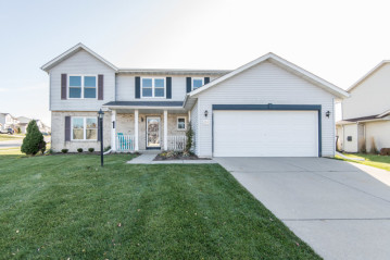 2515 Emslie Dr, Waukesha, WI 53188-2047