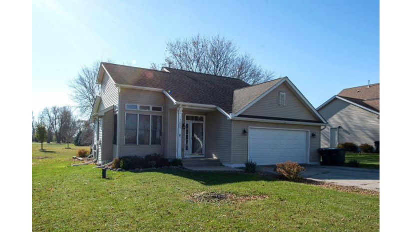 W5629 Lake Shore Dr Sugar Creek, WI 53121 by First Weber Inc - Menomonee Falls $249,900