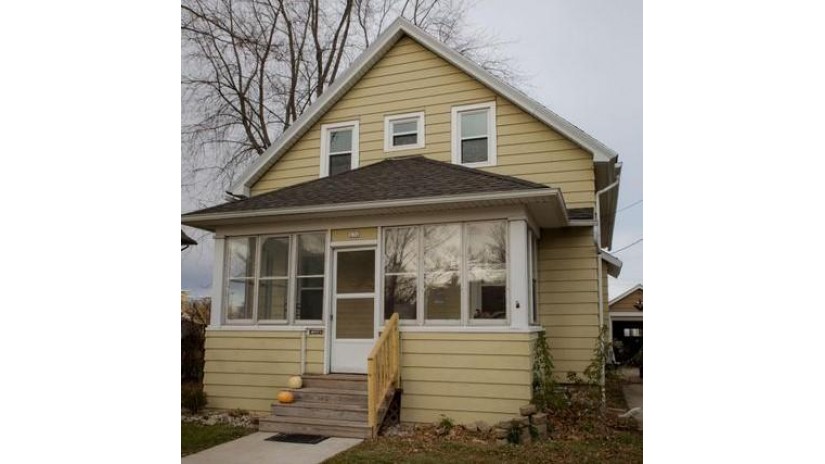 232 South St West Bend, WI 53095 by Coldwell Banker Realty $179,900