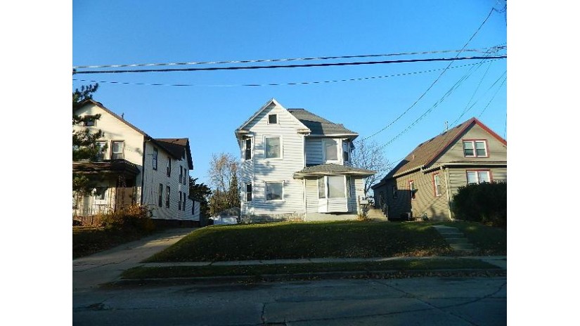 2408 W High St Racine, WI 53404 by RE/MAX Newport $120,000