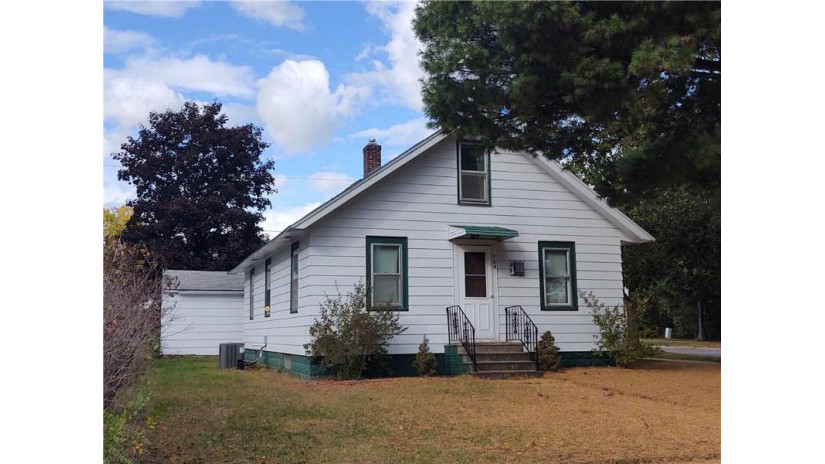 704 Gilbert Street Eau Claire, WI 54703 by Cb Brenizer/Eau Claire $139,000