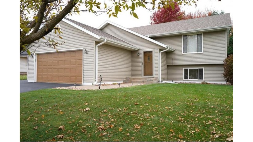 928 Pine Needle Drive Chippewa Falls, WI 54729 by Edina Realty, Inc. - Chippewa Valley $245,000