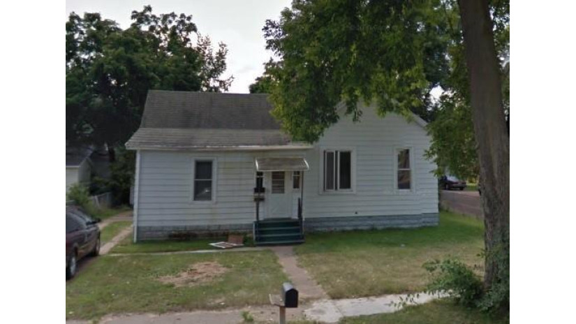 209 Maple Street Eau Claire, WI 54703 by Donnellan Real Estate $120,000