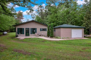 W8445 Mielke Way Road, Dakota, WI 54982-0000