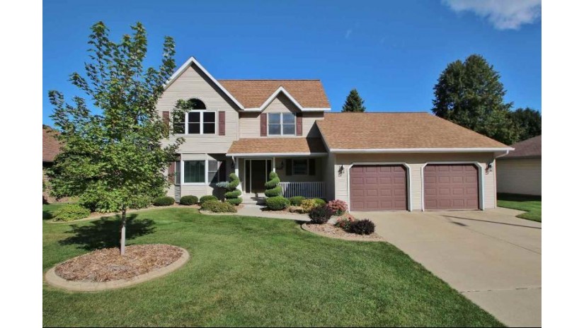 2548 St Ann Drive Green Bay, WI 54311 by Resource One Realty, Llc $249,900