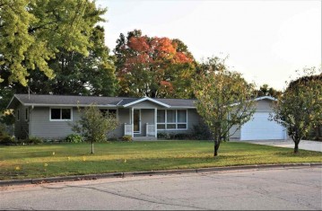 183 W Highland Drive, Oconto Falls, WI 54154