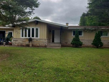 75 W Green Tree Road, Clintonville, WI 54929