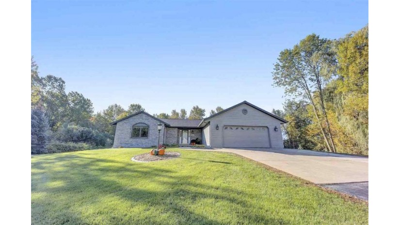 1397 Wellington Drive Suamico, WI 54173 by Keller Williams Green Bay $309,000