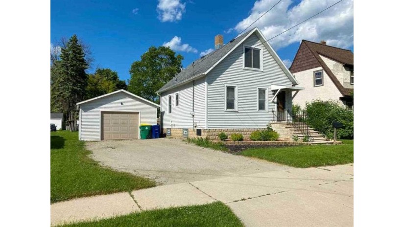 1036 Caroline Street Green Bay, WI 54303 by 1st Class Real Estate Impact $68,000