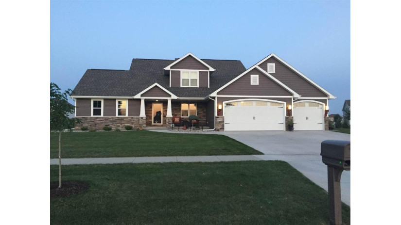 4702 N Lightning Drive Appleton, WI 54913 by Coldwell Banker Real Estate Group $449,900