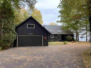 N1288 Shore Drive, Peshtigo, WI 54143