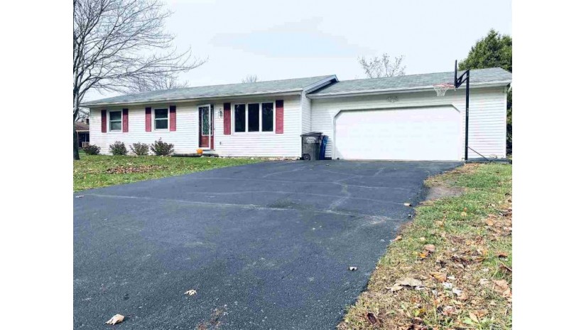 149 Nancy Lane Pulaski, WI 54162 by Exit Elite Realty $173,900