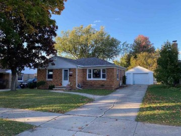 1569 Foeller Drive, Green Bay, WI 54302