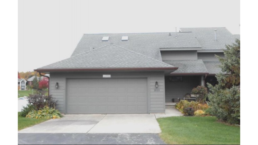 1813 Beethoven Drive Green Bay, WI 54311 by Mark D Olejniczak Realty, Inc. $284,900