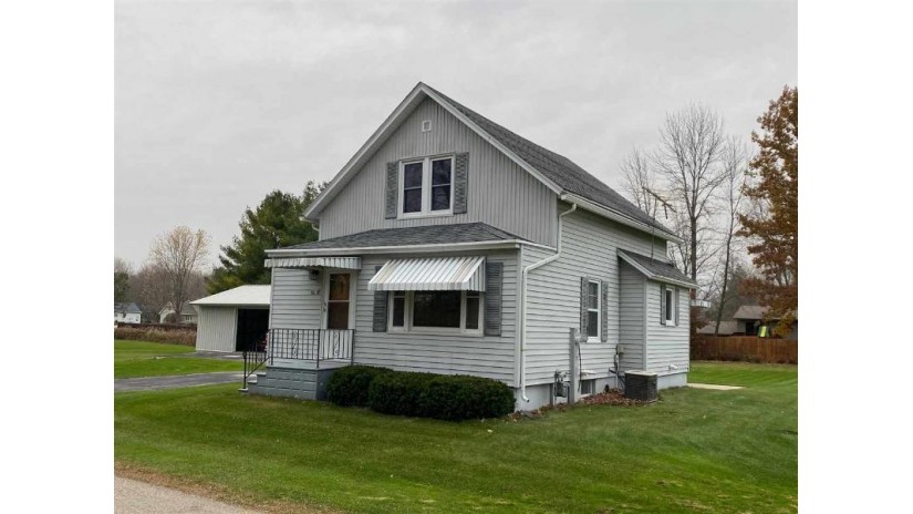 6074 Lake Street Little Suamico, WI 54141 by Shorewest Realtors $189,900