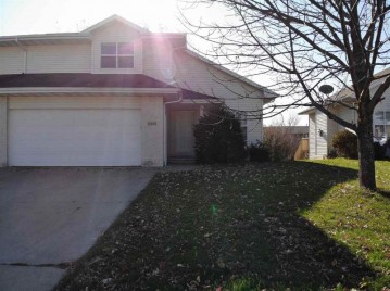 5325 Brookview Drive, Grand Chute, WI 54915-5443