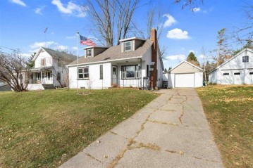 100 W 14th Street, Clintonville, WI 54929