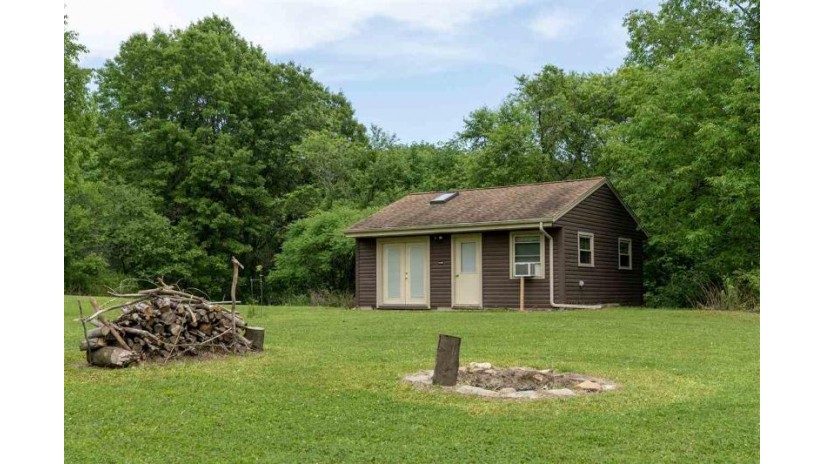 N4866 Red Fox Ln Plymouth, WI 53929 by Castle Rock Realty Llc $74,900