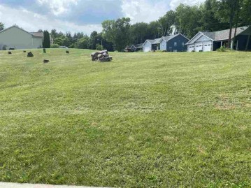 1005 Rosemary Ln, West Baraboo, WI 53913