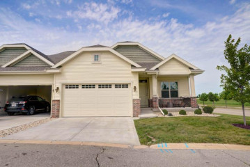 6797 Village Walk Ln, DeForest, WI 53532