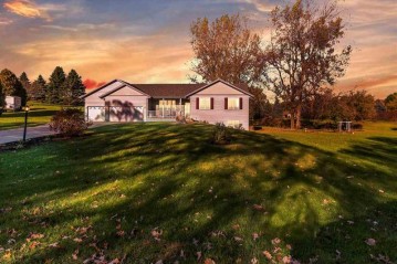 13906 W Elaine Dr, Union, WI 53536