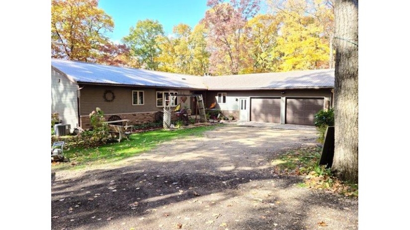 S5989 Sunrise Rd Westfield, WI 53943 by Gavin Brothers Auctioneers Llc $398,000