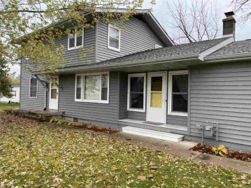 229 W River St, New Lisbon, WI 53950