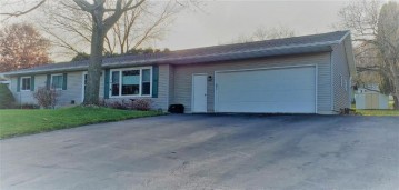 2160 E Preston Dr, Richland Center, WI 53581