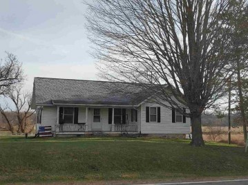 S5842 County Road W, Freedom, WI 53961