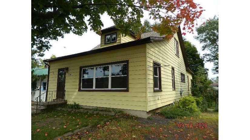 1550 1st Ave Cumberland, WI 54829 by Re/Max Assurance $61,500