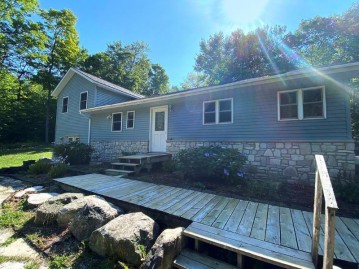 1628 Wilcox Rd, Washington Island, WI 54246