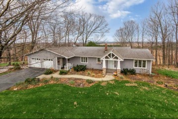 8462 High Ridge Rd, Baileys Harbor, WI 54202